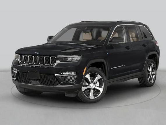 JEEP GRAND CHEROKEE 2023 1C4RJYB63PC623982 image